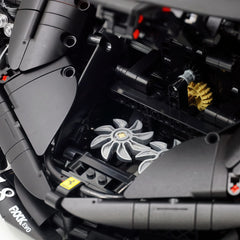 1: 8 LaFerrari FXXK EVO Custom Modified, Matte Black Paint, Oversized Rear Wing (4739 Pcs)