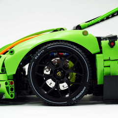 1: 8 The Ultimate Lamborghini Essenza SCV12 (4100+PCS)
