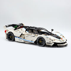 1:8 The Ultimate Italian Hybrid Hypercar EVO | White Italian Flagship