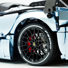 1: 8 LaFerrari FXXK EVO Custom Modified, The Captivating Bolivian B1lue Enamel Paint, Oversized Rear Wing (4739 Pcs)