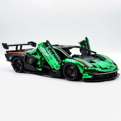 1: 8 The Ultimate Lamborghini Essenza SCV12, Mirror Green Plated Limited Edition (4100+PCS)