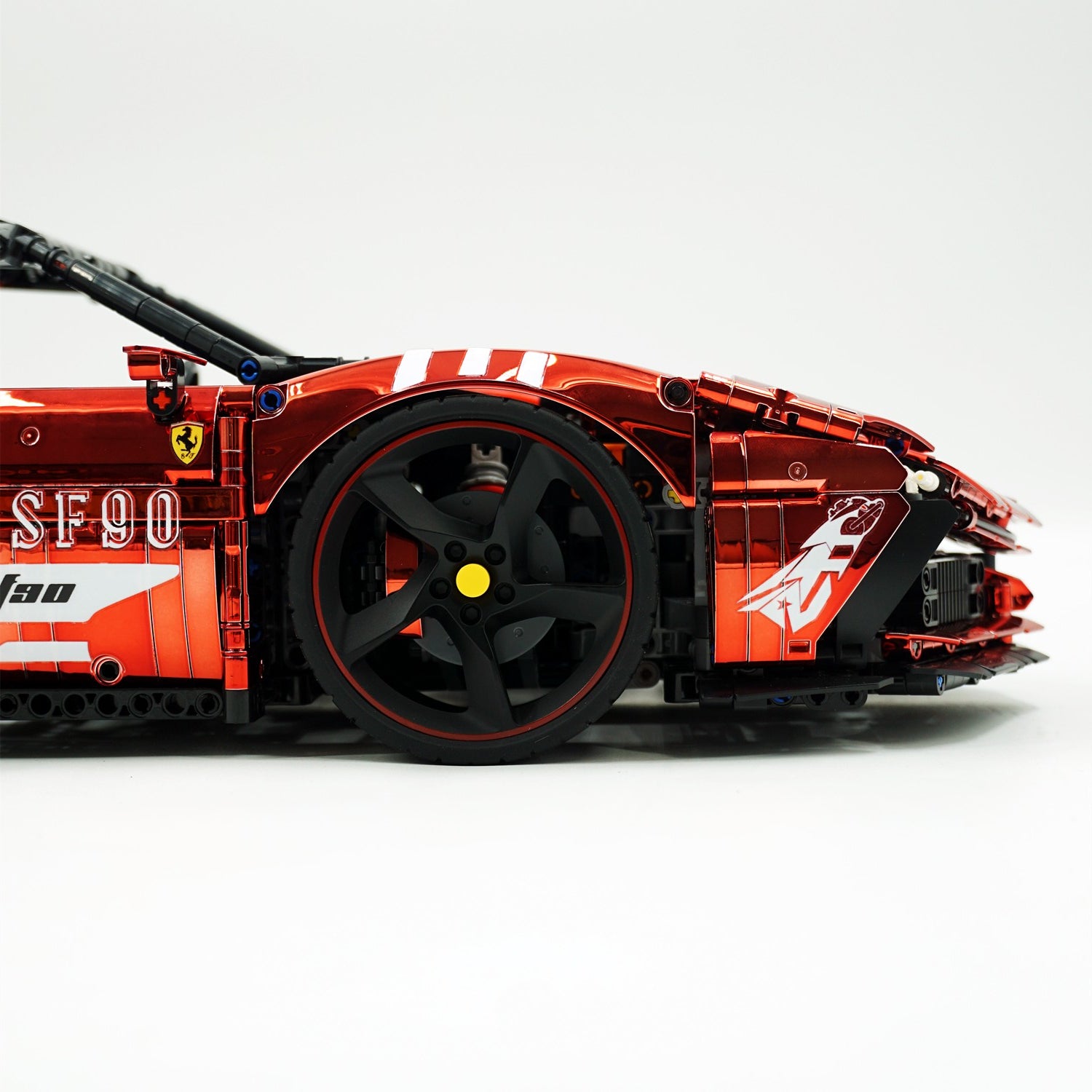 1:8 Ferrari SF90XX Red Plating Limited Color, The Ultimate Supercar, More Than 12 Features Restored(4100 Pcs)