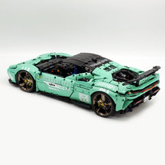 Ferrari SF90XX 1:8, finition rose, édition limitée, la supercar ultime, plus de 12 détails reproduits (4100 exemplaires)