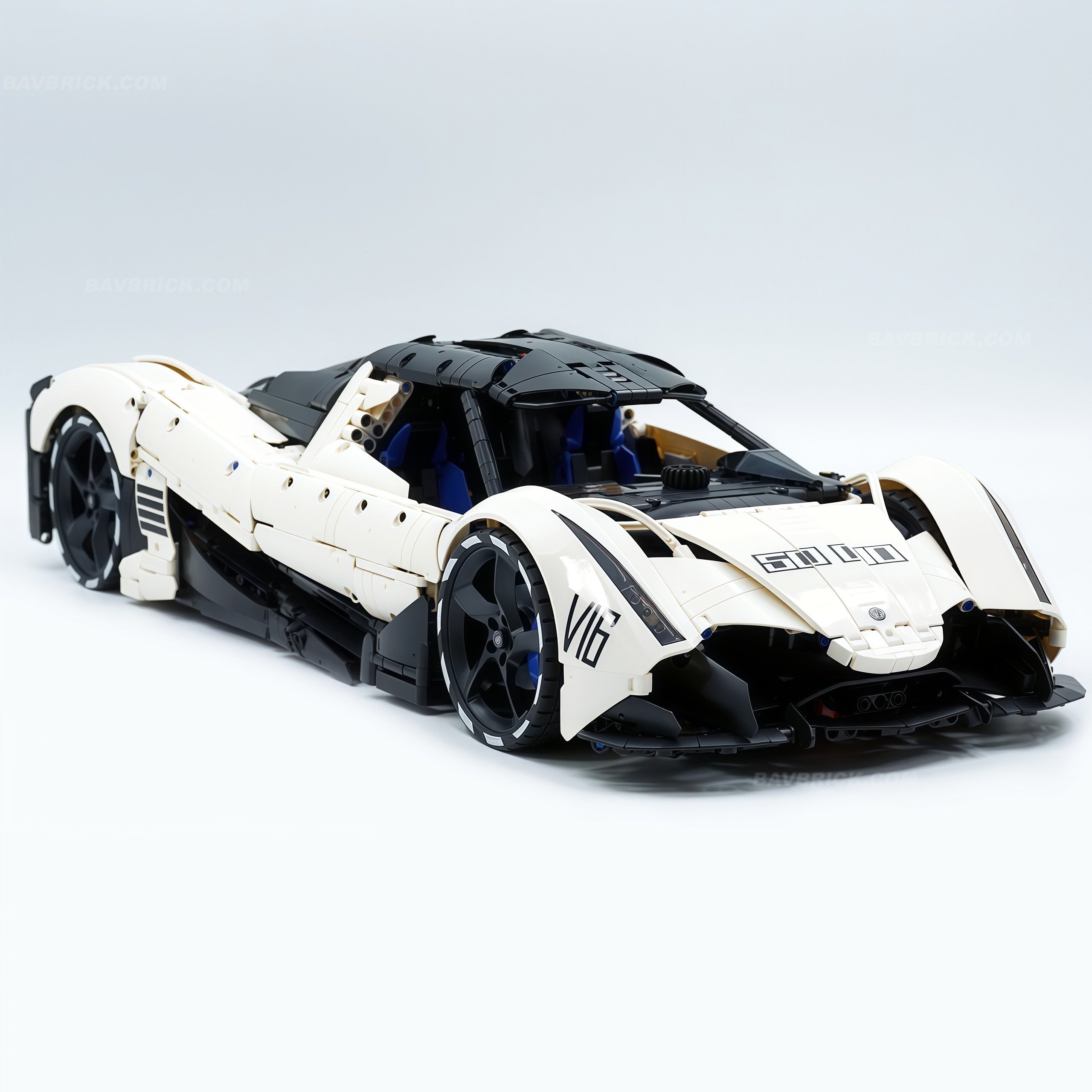 1:8 Devel sixteen V16 | Officially licensed (4016PCS) - BAV BRICK