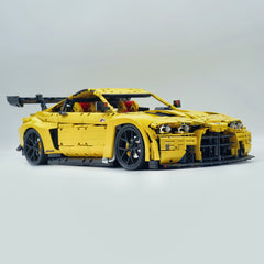 1: 8 BMW M4 GT3 Building Set, Fully Detailed Simulation, Baked Enamel Yellow Custom Edition (4556Pcs)