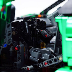 1: 8 The Ultimate Lamborghini Essenza SCV12, Mirror Green Plated Limited Edition (4100+PCS)