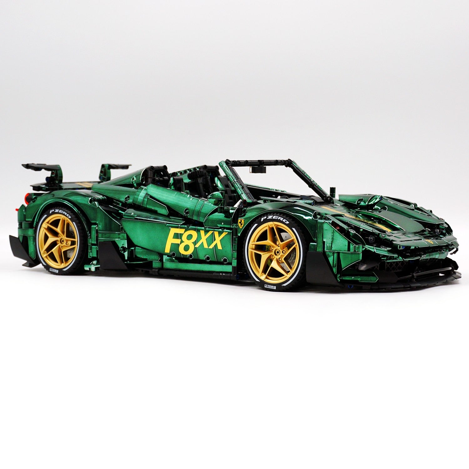 1:8 The Ultimate Ferrari F8XX Convertible, Mirror Venom Green Custom Edition (3781 PCS)