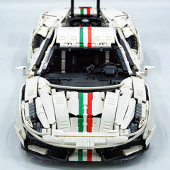 1:8 The Ultimate Ferrari 488 Supercar, GTR-style widebody kit and large rear wing (3237 PCS)