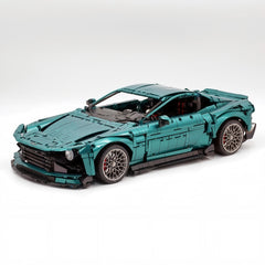 1:8 Aston Martin Valour | RC British Hypercar | Emerald Green Pearlescent Paint Edition (3828 PCS) - BAV BRICK