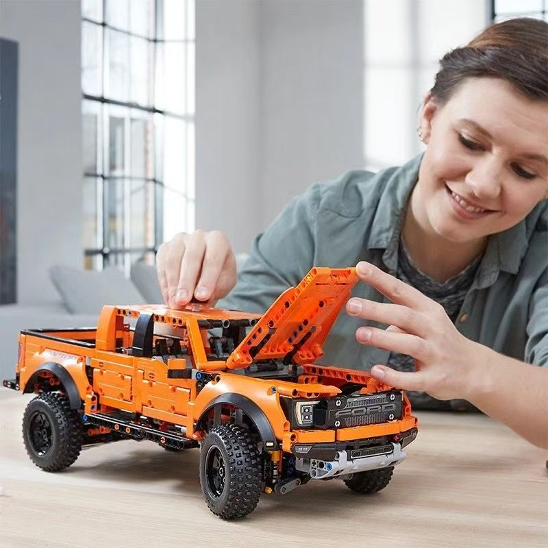 Ford Raptor F150 Building Set (1379 PCS)