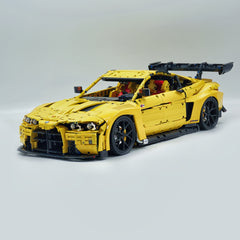 1: 8 BMW M4 GT3 Building Set, Fully Detailed Simulation, Baked Enamel Yellow Custom Edition (4556Pcs)