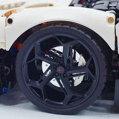 1:8 The Ultimate McLaren W1 | White Custom Edition | Shipped in Original Gift Box (4200+ PCS)