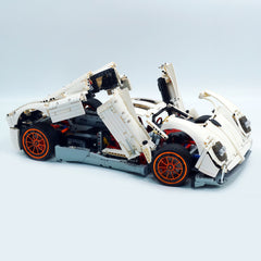 1:8 Pagani Utopia | Paint White Collector’s Edition (4719 PCS)