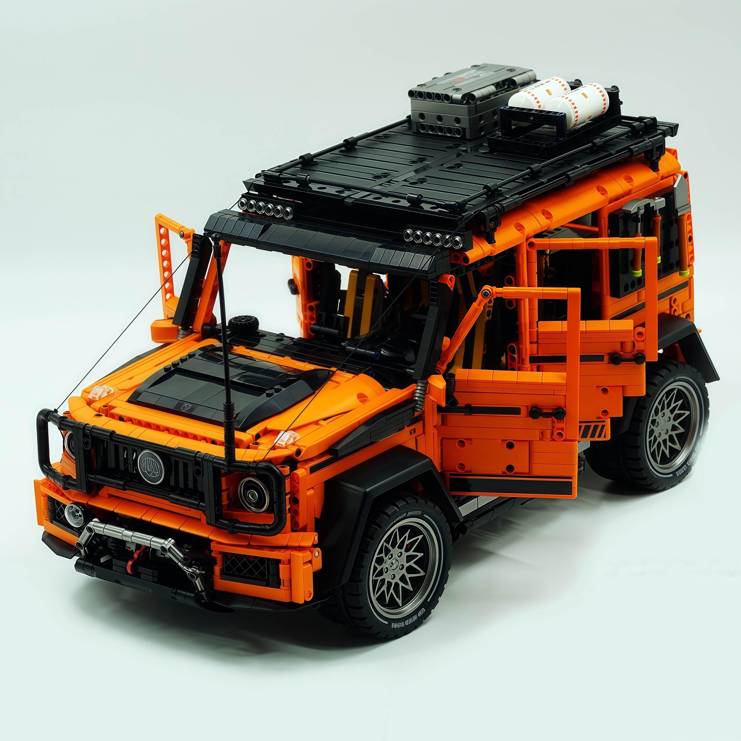 1: 8 Mercedes Benz G 500, Ultimate Maneuver Control Off-Road (3914 Pcs)