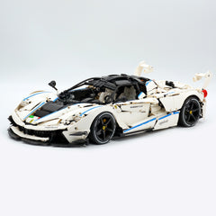 1:8 The Ultimate Italian Hybrid Hypercar EVO | White Italian Flagship