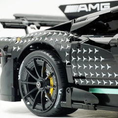 1: 8 Mercedes AMG ONE Pearlescent Black Limited Edition, Fully Detailed Simulation, The Ultimate Collectible (3295 Pcs)