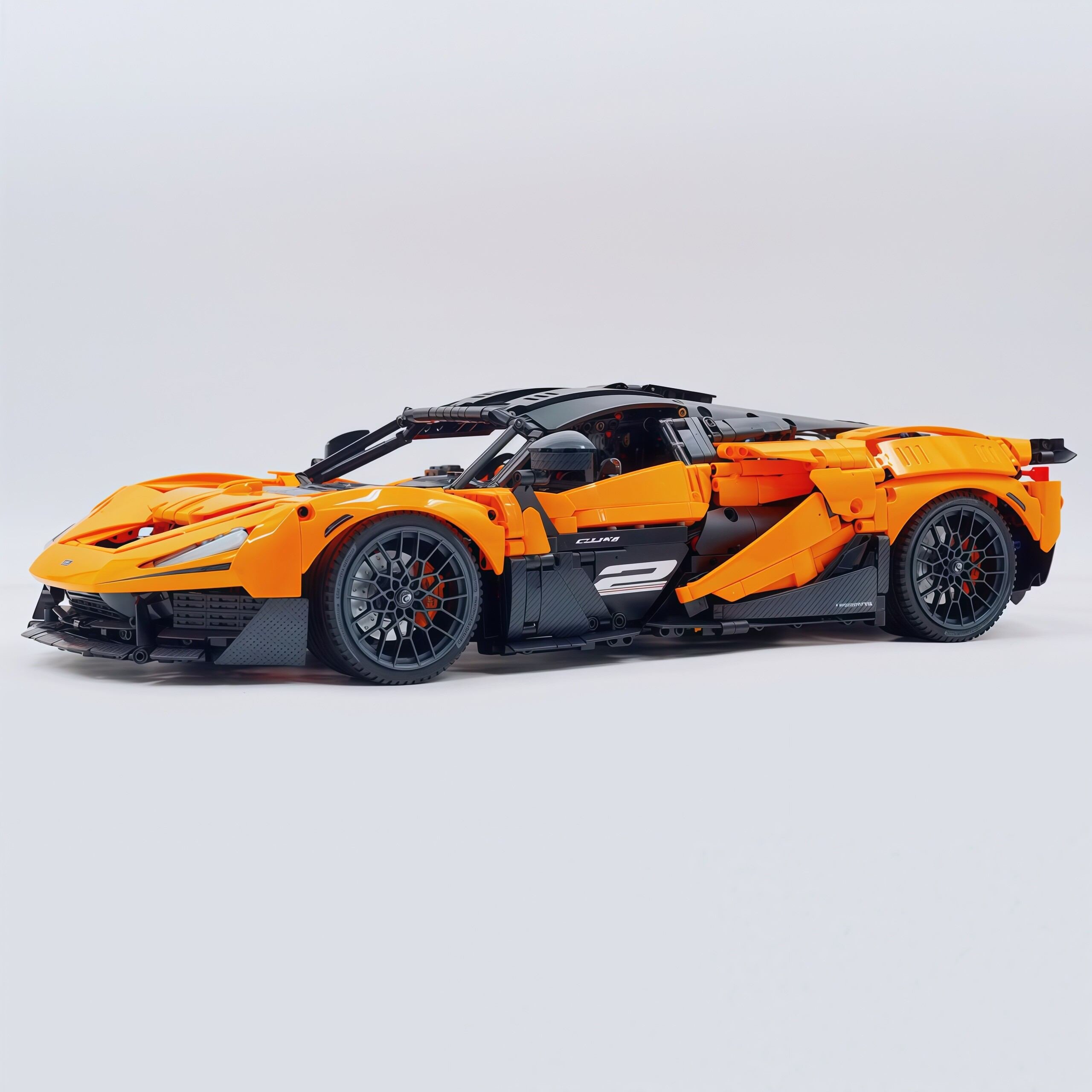 1:8 McLaren Streamer Orange Limited Edition (3466+ PCS) - BAV BRICK