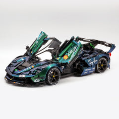 1:8 The Ultimate Italian Hybrid Hypercar EVO | Color Changing Metallic Paint Italian Flagship（副本）