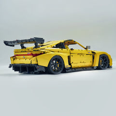 1: 8 BMW M4 GT3 Building Set, Fully Detailed Simulation, Baked Enamel Yellow Custom Edition (4556Pcs)