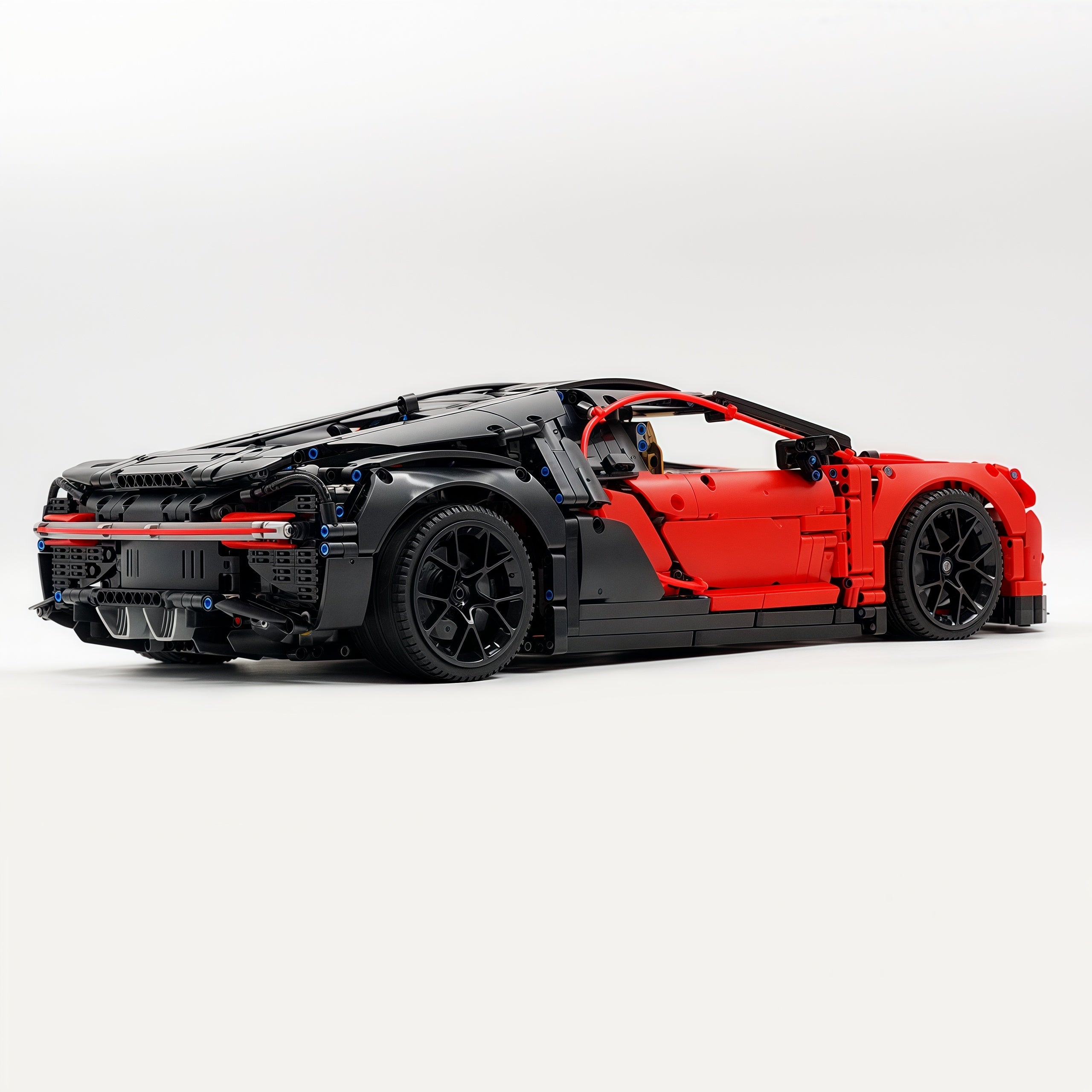 1: 8 Bugatti Chiron, Custom Modified Red+Black Edition (4031 PCS)