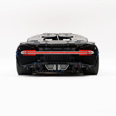 1: 8 Bugatti Chiron, Custom Modified Red+Black Edition (4031 PCS)