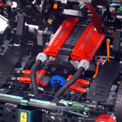 1:8 The Ultimate Italian Hybrid Hypercar EVO | Color Changing Metallic Paint Italian Flagship（副本）