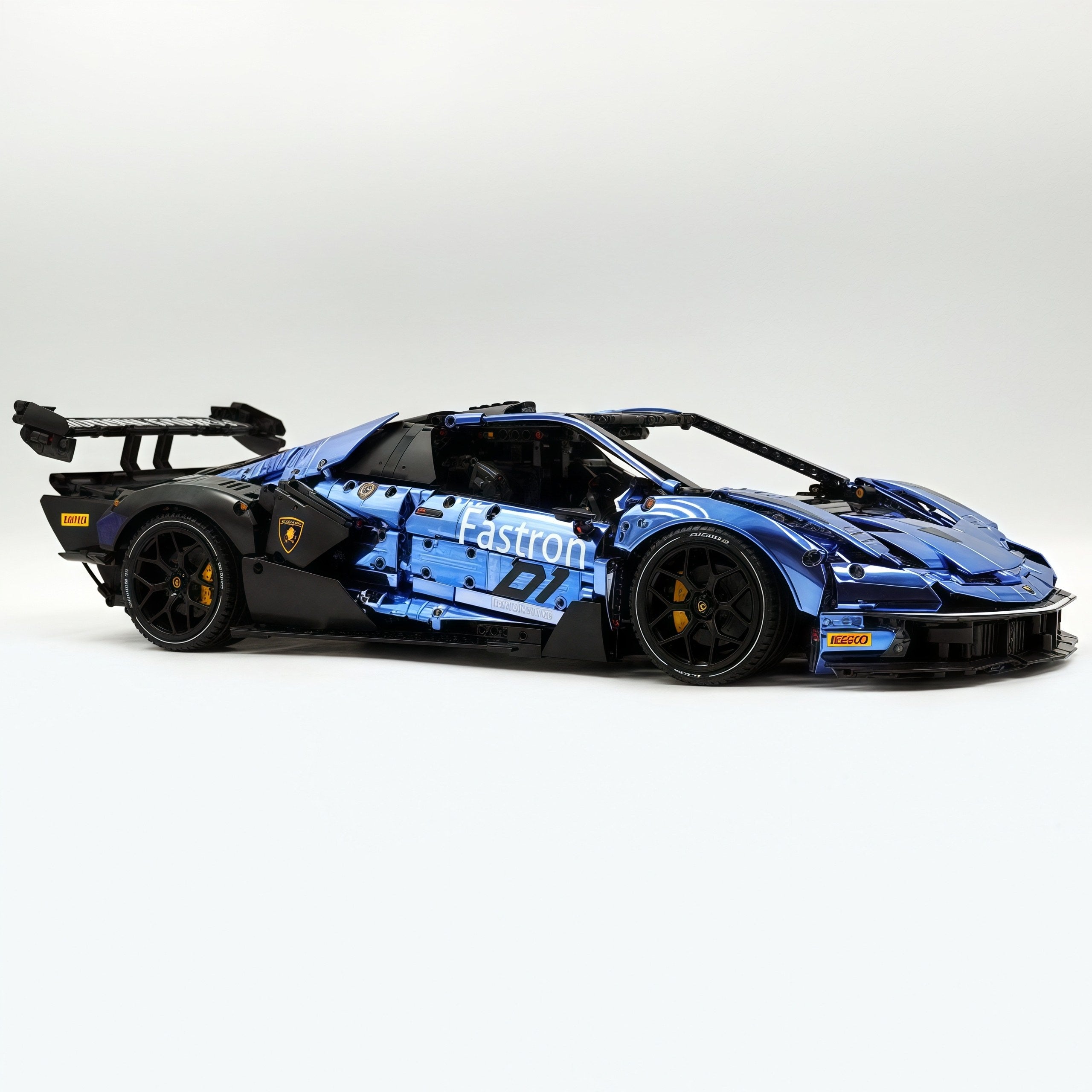 1: 8 The Ultimate Lamborghini Essenza SCV12, Mirror Blue Plated Limited Edition (4100+PCS)