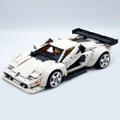 1:8 Widebody Classic Lamborghini Countache 5000 – Pearlescent White Edition (4301 PCS) - BAV BRICK