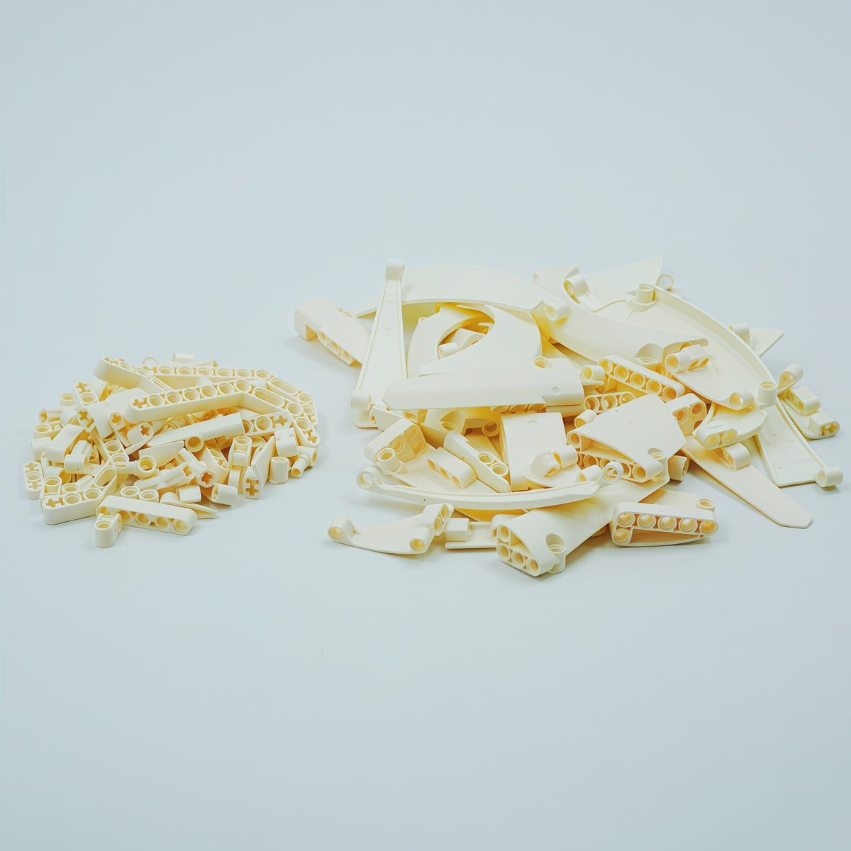 1:8 The Ultimate McLaren W1 | White Custom Edition | Shipped in Original Gift Box (4200+ PCS) - BAV BRICK