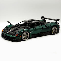 1: 8 Pagani Huayra BC Violet Paint finish Customized Ultimate Edition (4708 Pcs)