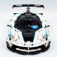 LaFerrari FXXK EVO a escala 1:8 | Edición personalizada con pintura en blanco perla (4580 piezas)