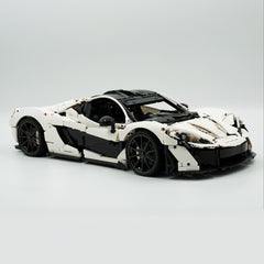 1: 8 The Ultimate McLaren P1 | White Custom Edition(3893 PCS)