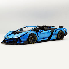 1: 8 Lamborghini One Off: Auténtica, Paint Pearl Blue Version, Motorized Convertible Switch Mode, Full Vehicle Motorization (3392 Pcs)