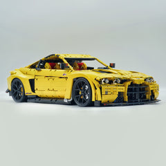 1: 8 BMW M4 GT3 Building Set, Fully Detailed Simulation, Baked Enamel Yellow Custom Edition (4556Pcs)