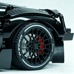 Bugatti Tourbillon 1:8 | Une bête bleue de précision | Pièce de collection ultime (3719 exemplaires)