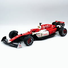 1:8 Alfa Romeo F1 Racing Car (1900+Pcs)