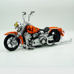 1: 5 Harley Heuer fat Boy, Electroplating Body, Adjustable Rear Wheel Height(2392 Pcs)