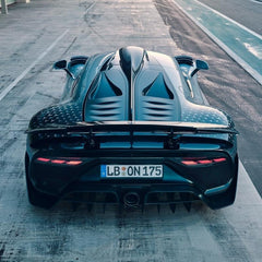 1: 8 Mercedes AMG ONE Pearlescent Black Limited Edition, Fully Detailed Simulation, The Ultimate Collectible (3295 Pcs)
