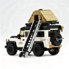 LAND ROVER DEFENDER CAMPER | British Camper Off‑Roader with Container Display Case(676 PCS)