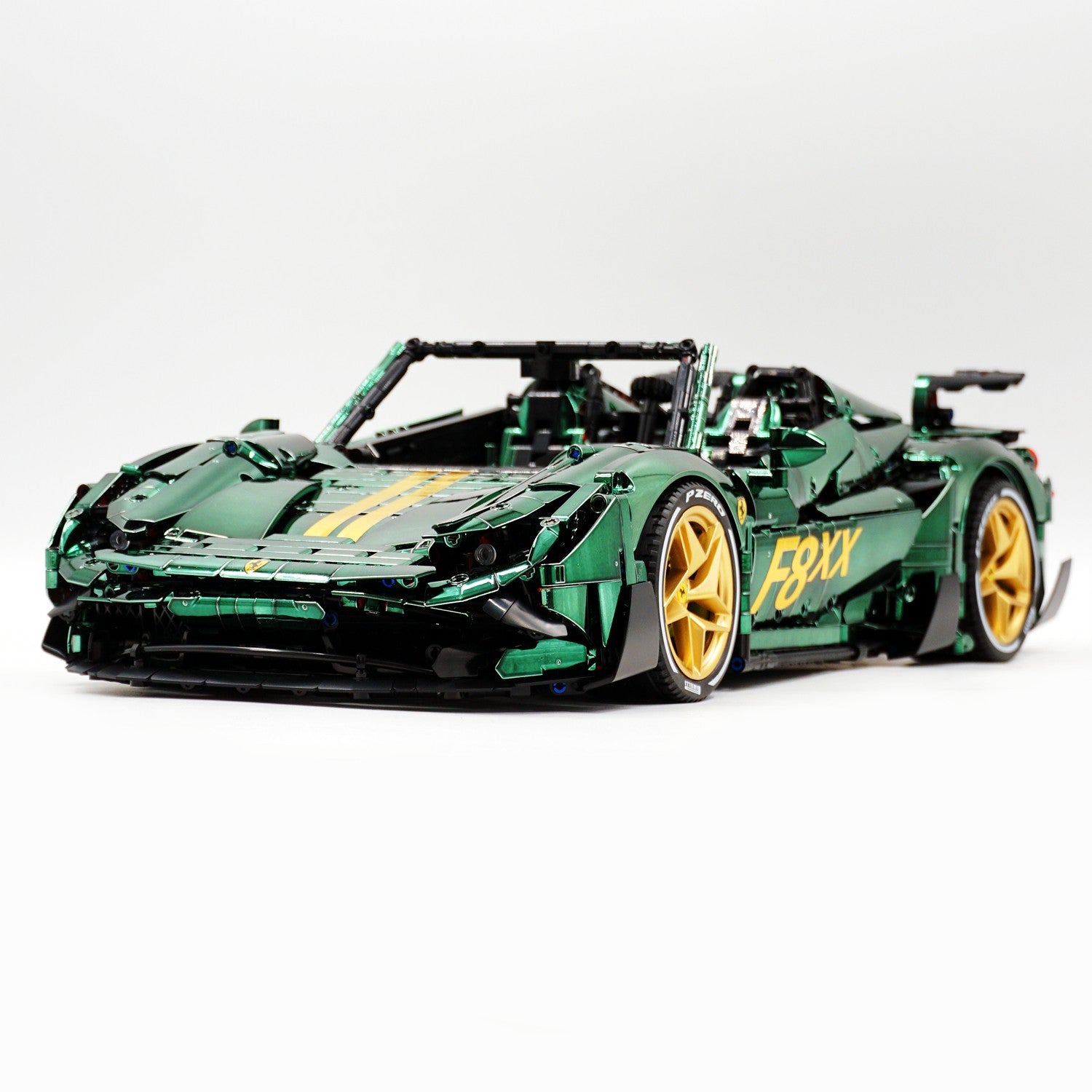 1:8 The Ultimate Ferrari F8XX Convertible, Mirror Venom Green Custom Edition (3781 PCS)