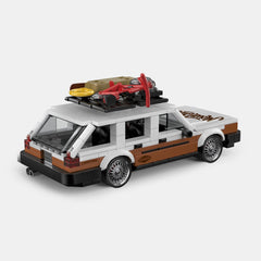 Volkswagen Santana 80s German Wagon Sleeper with Container Display Case(457 PCS)