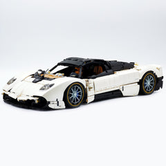1:8 Pagani Utopia Custom off-white paint – The Ultimate V12 Italian Hypercar (4688 PCS) - BAV BRICK