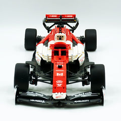1:8 Alfa Romeo F1 Racing Car (1900+Pcs)