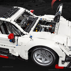 Mercedes-Benz AMG C63-GTR a escala 1:10 | Coupé alemán DTM teledirigido (2489 piezas)