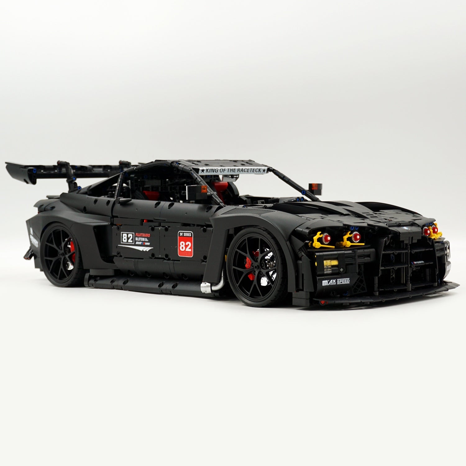 1: 8 BMW M4 GT3 Building Set, Fully Detailed Simulation, The Ultimate Collectible (4556Pcs)