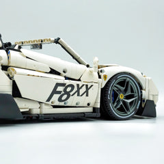 1:8 The Ultimate Ferrari F8XX Convertible, White Goddess Custom Edition (3781 PCS)