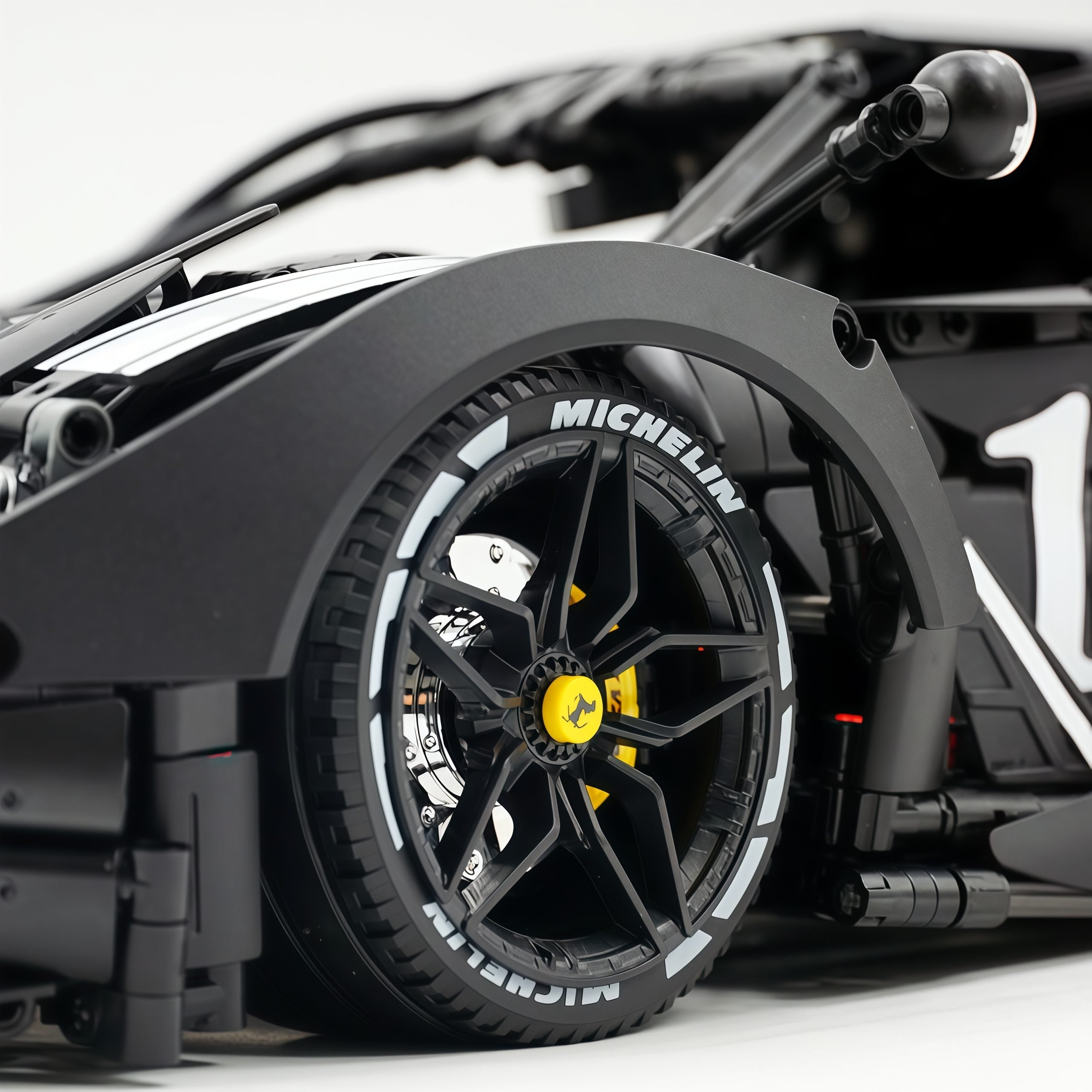 1: 8 LaFerrari FXXK EVO Custom Modified, Matte Black Paint, Oversized Rear Wing (4739 Pcs)