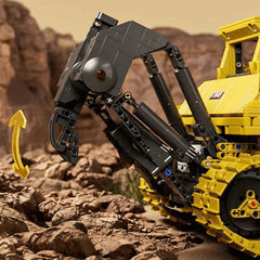 THE ULTIMATE RC BULLDOZER (3567 PCS)