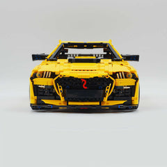 1: 8 Ford Shelby GT500, Yellow Customized Version (3400PCS)
