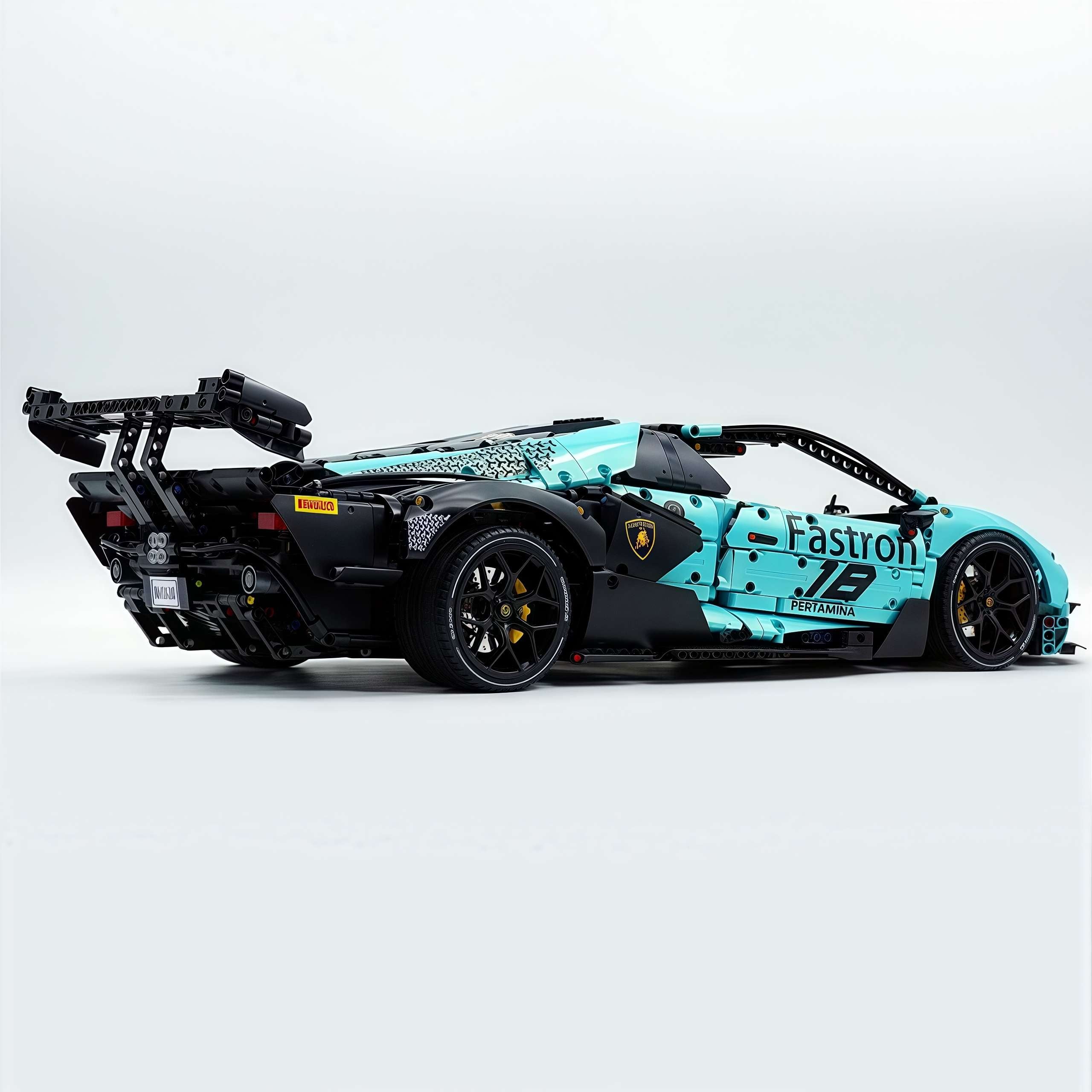 1: 8 The Ultimate Lamborghini Essenza SCV12, Pearlescent Tiffany Blue Limited Edition (4100+PCS)